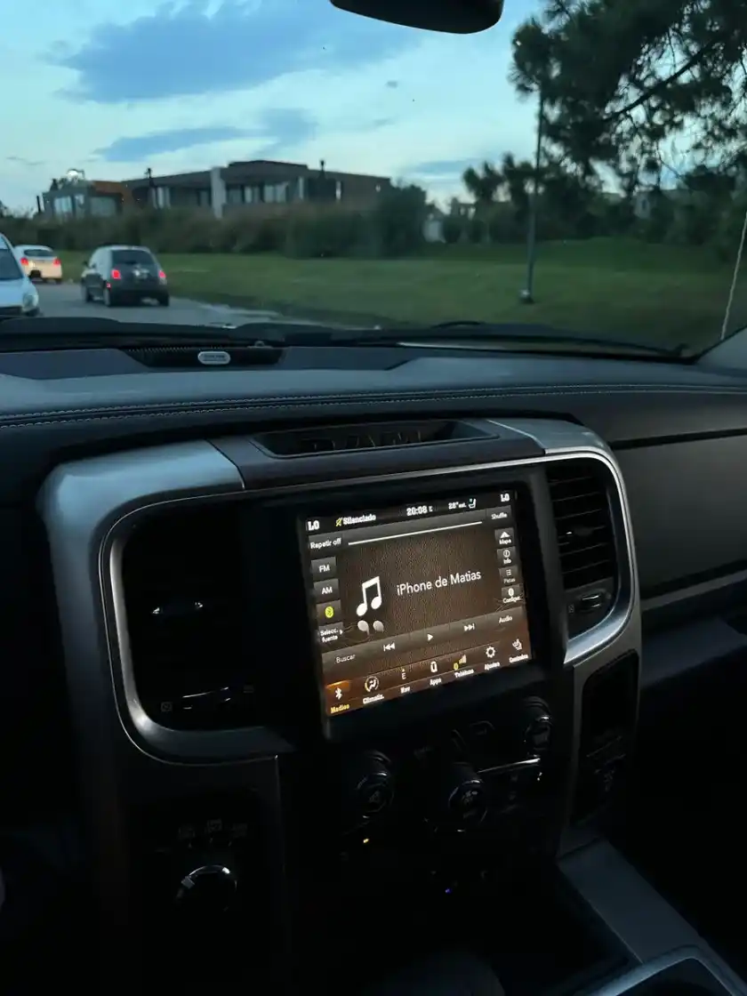 Ram 1500 5.7 Laramie Atx V8 2021 - foto 5