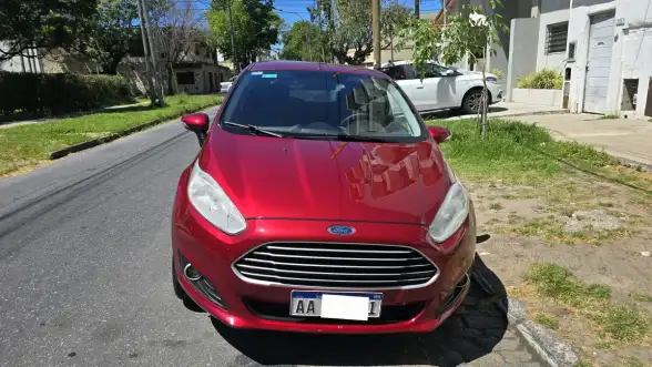 Ford Fiesta Kinetic 1.6 Se Powershift 120Cv 2016 - foto 1