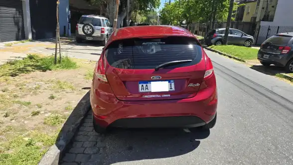 Ford Fiesta Kinetic 1.6 Se Powershift 120Cv 2016 - foto 2