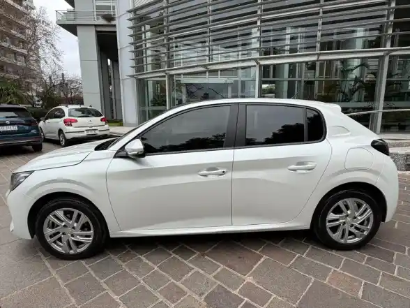 Peugeot 208 1.6 Active Tiptronic 2021 - foto 1