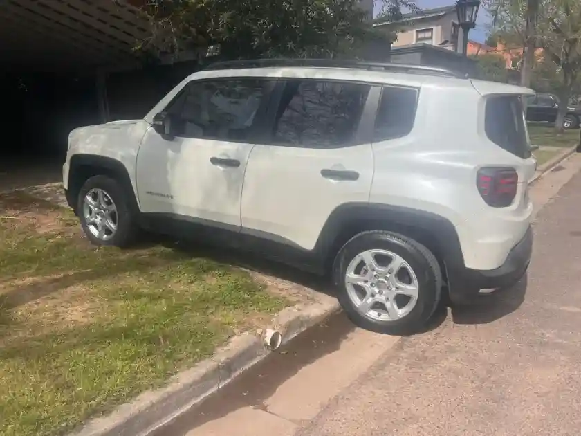 Jeep Renegade 1.8 Sport 2023 - foto 3