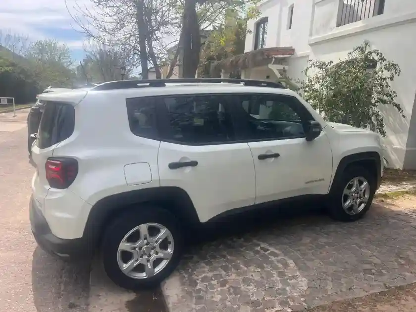 Jeep Renegade 1.8 Sport 2023 - foto 4