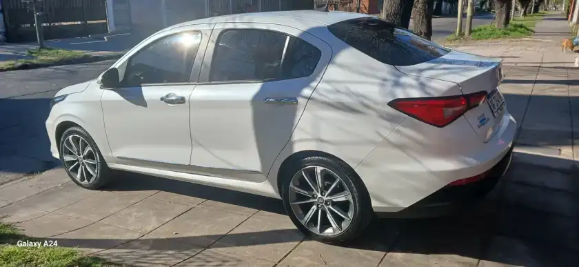 Fiat Cronos 1.8 16V Precision Pack Premium 2022 - foto 4