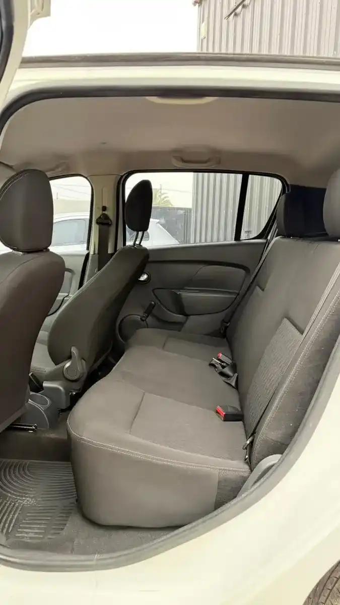 Renault Sandero 1.6 Dynamique 90Cv Abs 2017 - foto 3