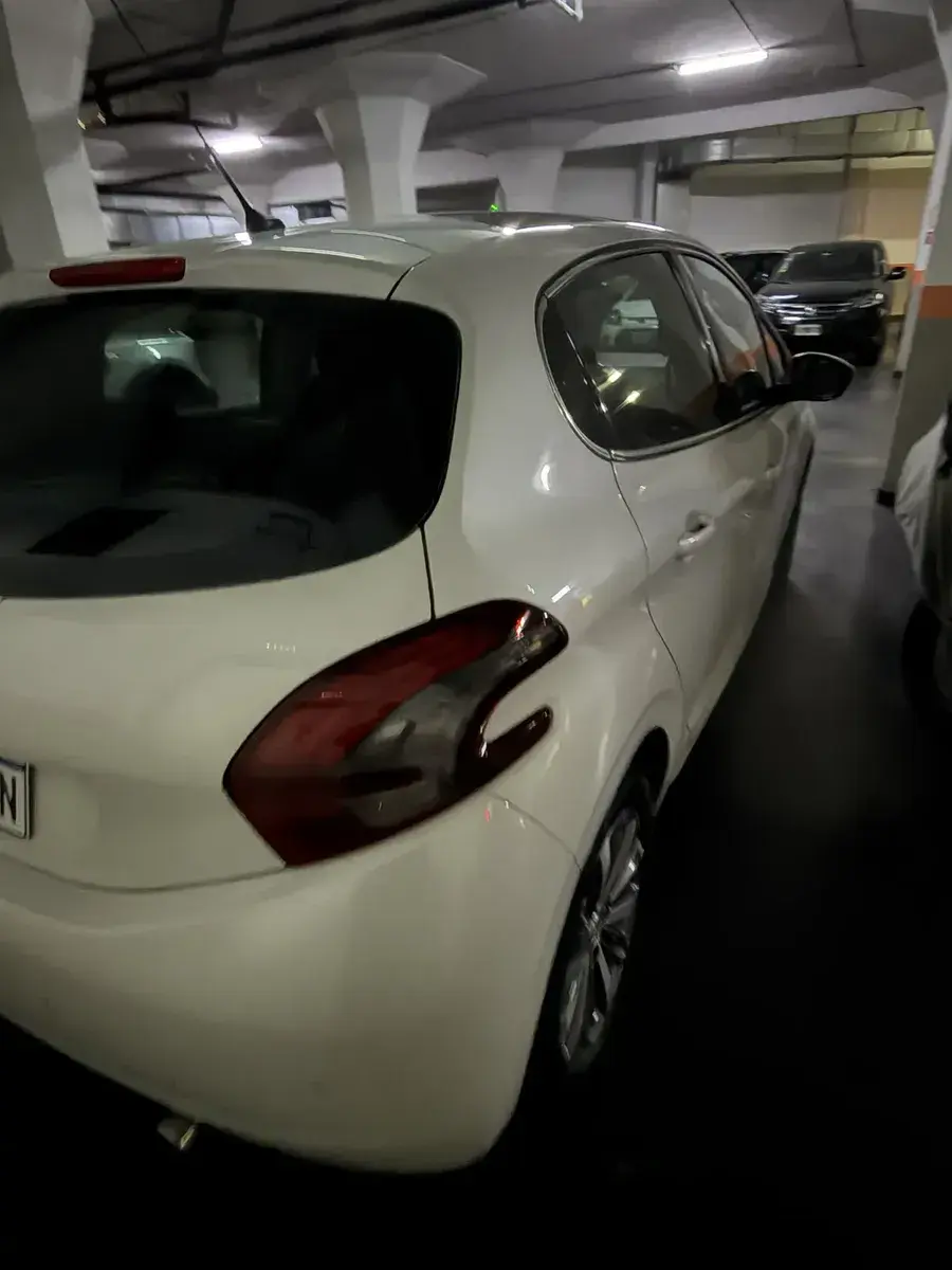 Peugeot 208 1.6 Feline 2017 - foto 5