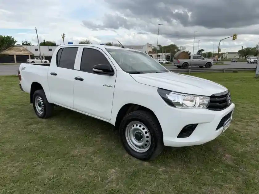 Toyota Hilux Pick-Up 2.4 Cd Dx 150Cv 4X4 2016 - foto 4
