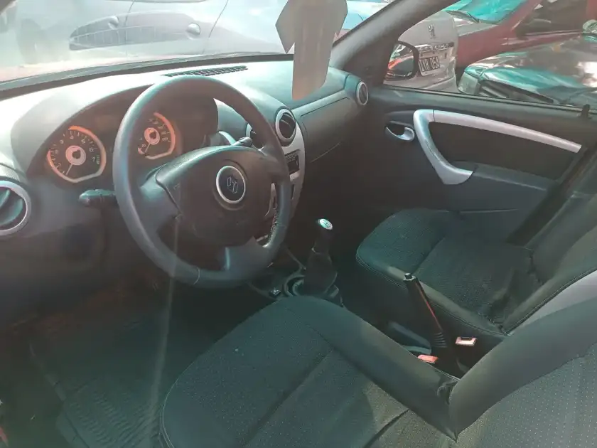 Renault Sandero Stepway 1.6 Dynamique 105Cv 2011 - foto 4