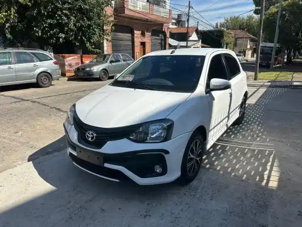Toyota Etios 1.5 Xls At 2022 - foto 1