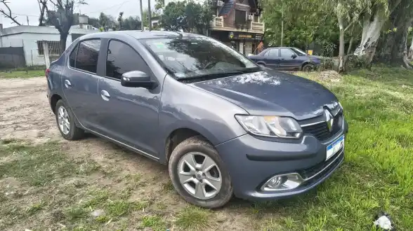 Renault Logan 1.6 Privilege 105Cv 2016 - foto 3