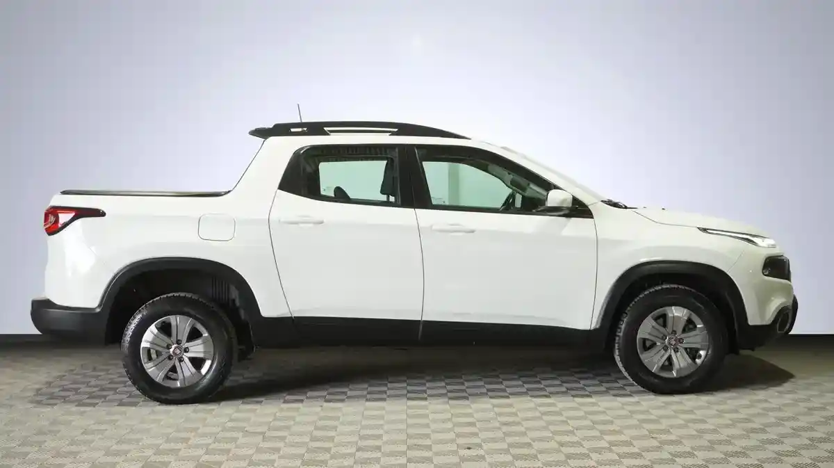 Fiat Toro Freedom 1.8 16V 4X2 At6 Toro Freedom 1.8 16V 4X2 At6 2020 - foto 2
