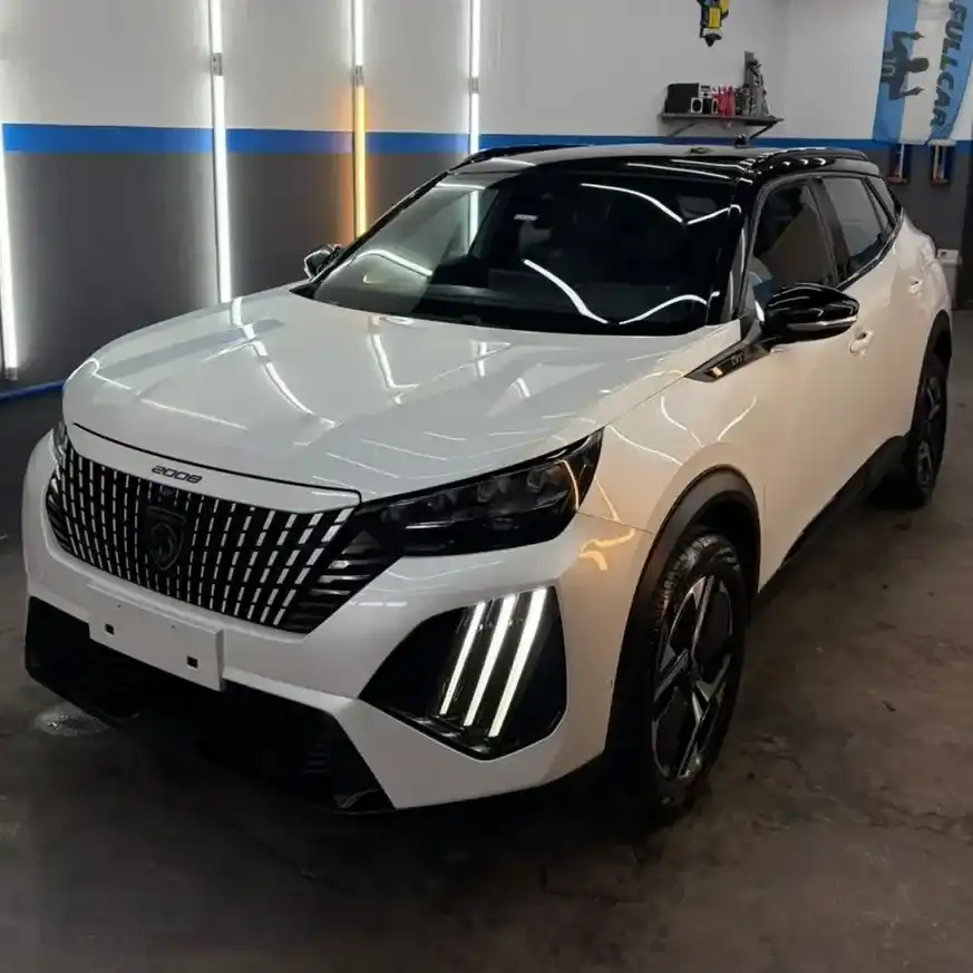 Peugeot 2008 1.0T Gt 2025 - foto 1