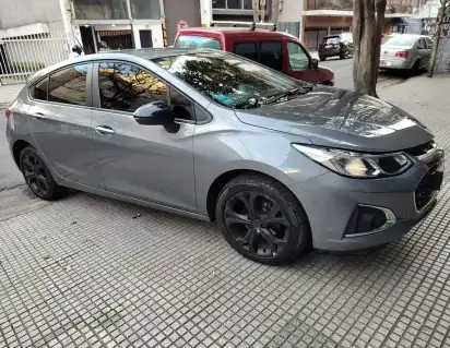 Chevrolet Cruze 5 1.4 Lt At 5P 2022 - foto 1