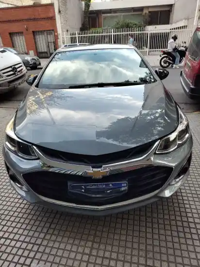 Chevrolet Cruze 5 1.4 Lt At 5P 2022 - foto 2