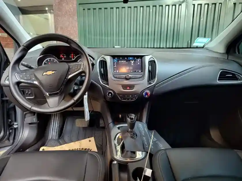 Chevrolet Cruze 5 1.4 Lt At 5P 2022 - foto 5