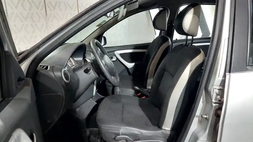 Renault Sandero Stepway 1.6 16V Stepway Confort 2010 - foto 5
