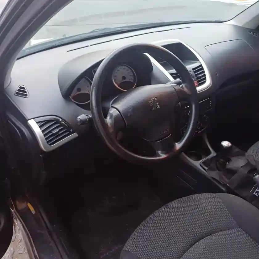Peugeot 207 1.6 Allure 106Cv 2012 - foto 3
