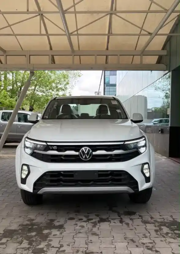 Volkswagen Amarok 3.0 Cd Tdi V6 258Cv Comfortline 4X4 At 2026 - foto 4