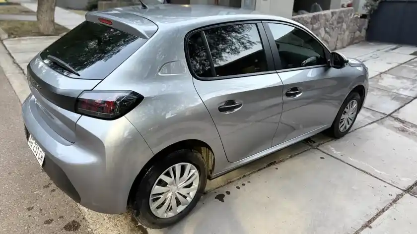Peugeot 208 1.2 New Like 2023 - foto 4
