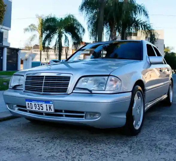 Mercedes-Benz Clase C C43 Amg 1998 - foto 1