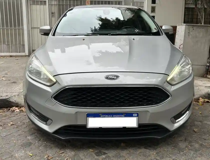 Ford Focus Iii 2.0 Sedan Se Plus At6 2017 - foto 1
