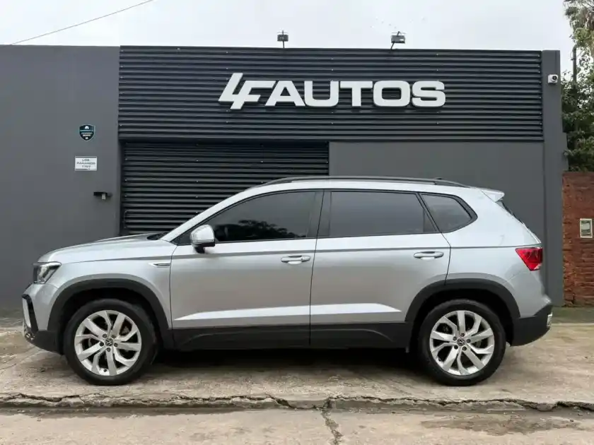 Volkswagen Taos 1.4 250 Tsi Comfortline 2023 - foto 4