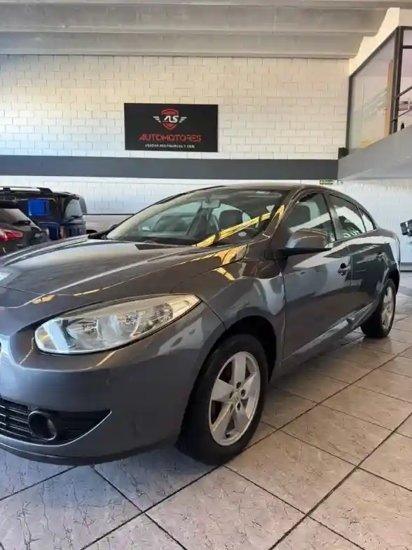 Renault Fluence 1.6 Confort Plus 110Cv 2015 - foto 1