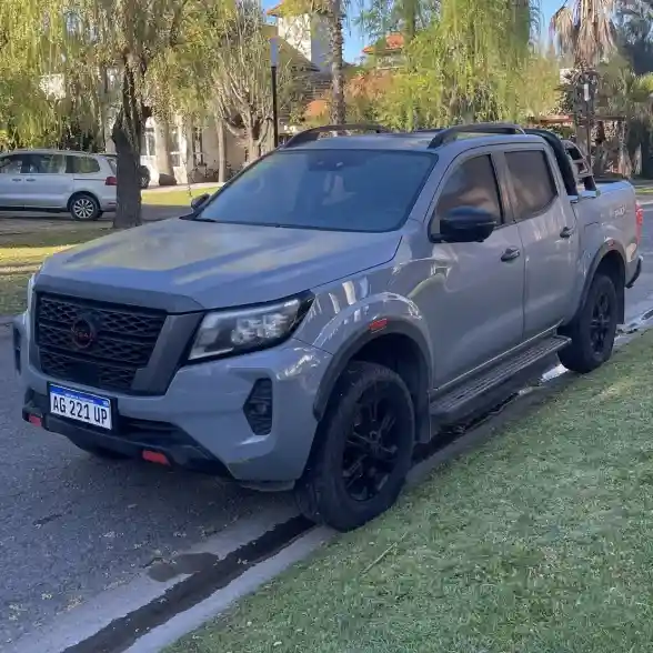 Nissan Frontier 2.3Bt Pro4X 4X4 At L22 2023 - foto 1