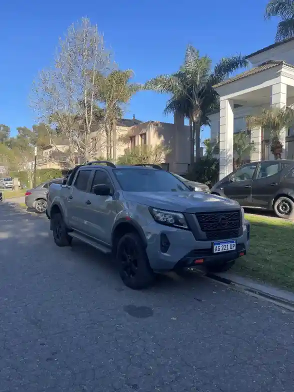 Nissan Frontier 2.3Bt Pro4X 4X4 At L22 2023 - foto 2