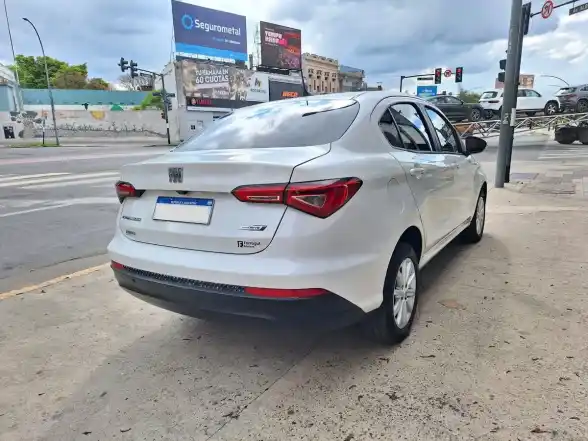 Fiat Cronos 1.3 Gse Drive Pack Conectividad 2023 - foto 4