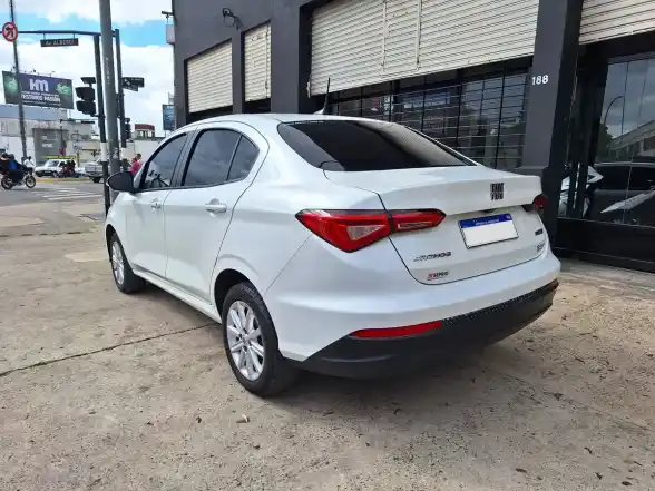 Fiat Cronos 1.3 Gse Drive Pack Conectividad 2023 - foto 5