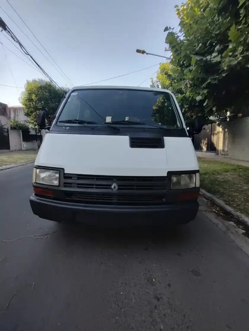Renault Trafic Furgon 2.2 T 310 1994 - foto 1
