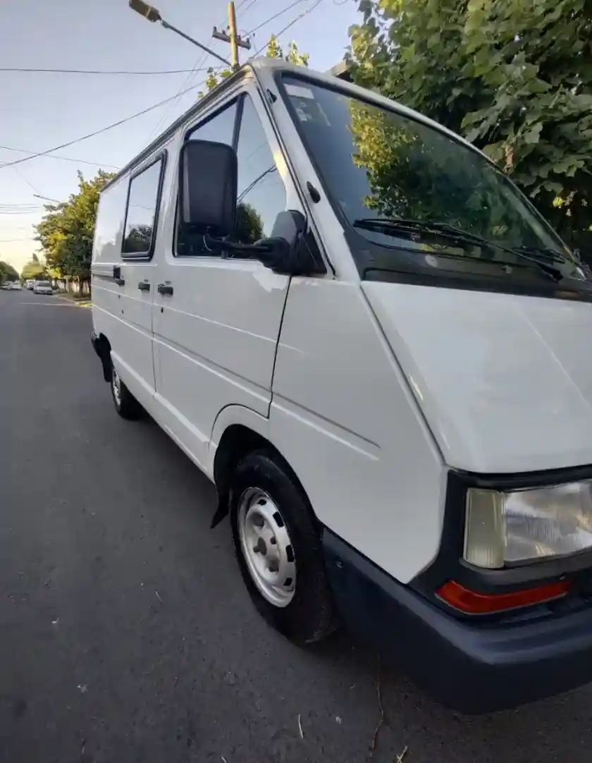 Renault Trafic Furgon 2.2 T 310 1994 - foto 2