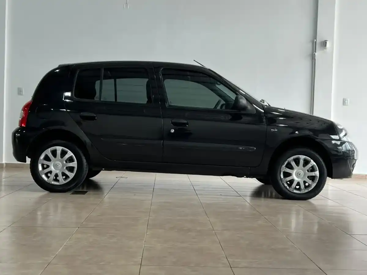 Renault Clio 1.2 Authentique Pack Ii 75Cv 2012 - foto 4