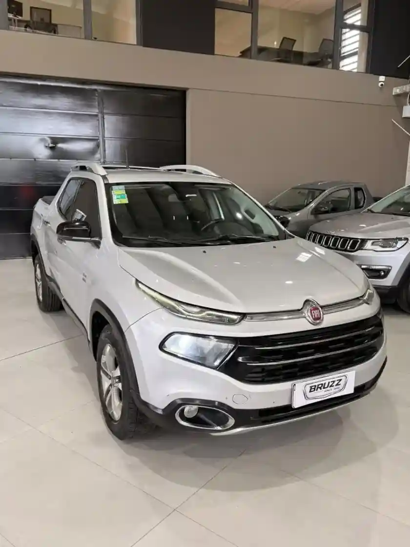 Fiat Toro 2.0 Volcano 4X4 At 2017 - foto 3