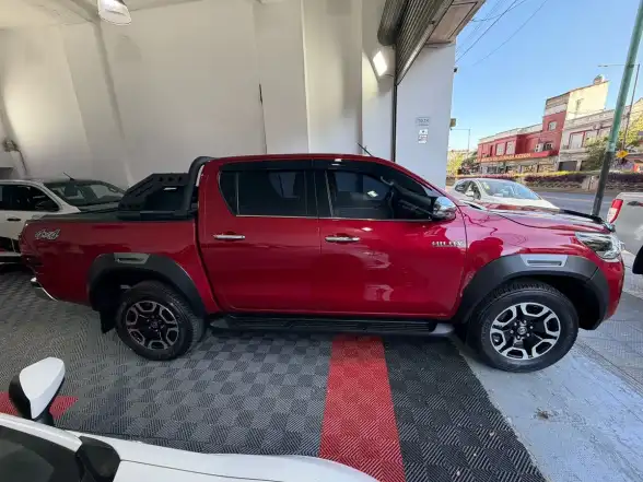 Toyota Hilux Pick-Up 2.8 Cd Srx 204Cv 4X4 At 2022 - foto 5
