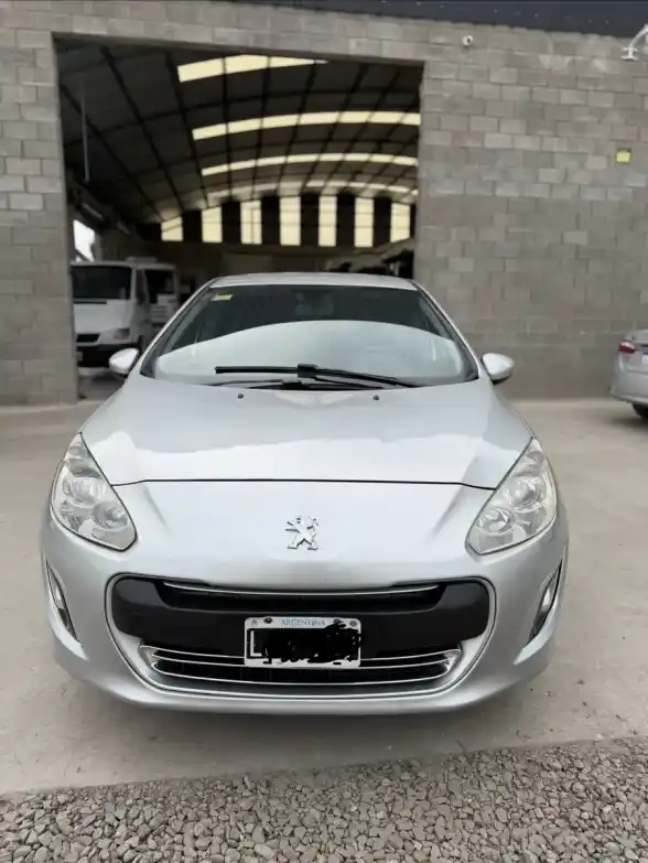 Peugeot 308 1.6 Active Hdi 115Cv 2012 - foto 2
