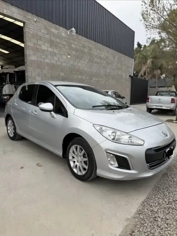 Peugeot 308 1.6 Active Hdi 115Cv 2012 - foto 3