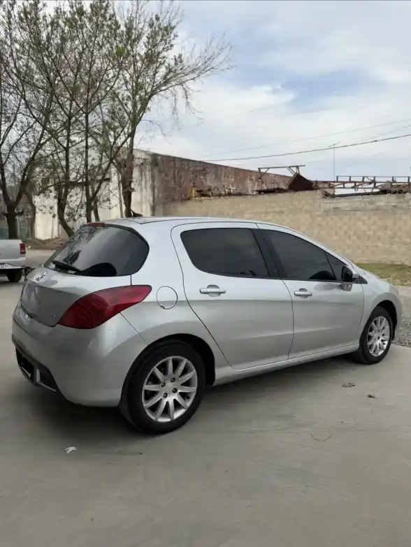 Peugeot 308 1.6 Active Hdi 115Cv 2012 - foto 5