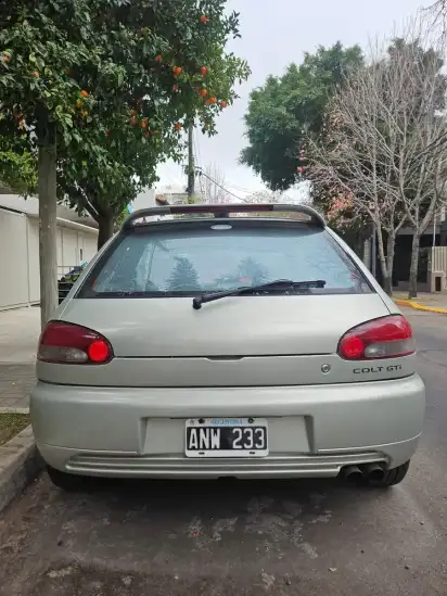 Mitsubishi Colt 1.5 Glx 1995 - foto 2