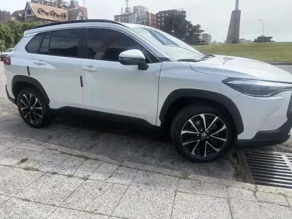 Toyota Corolla Cross 2.0 Seg Cvt 2023 - foto 3