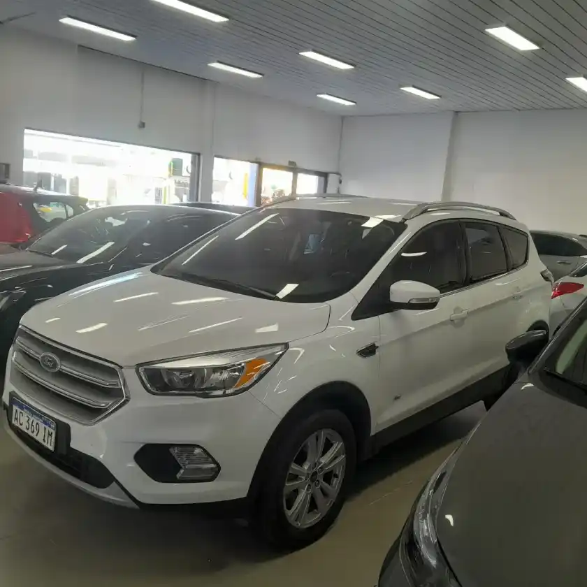 Ford Kuga 2.0 Titanium 2022 - foto 5