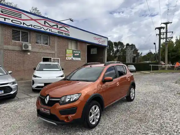 Renault Sandero Stepway 1.6 Dynamique 105Cv 2016 - foto 1