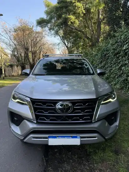 Toyota Sw4 4X4 Srx 2.8 Tdi 6 At 7A 2023 - foto 3