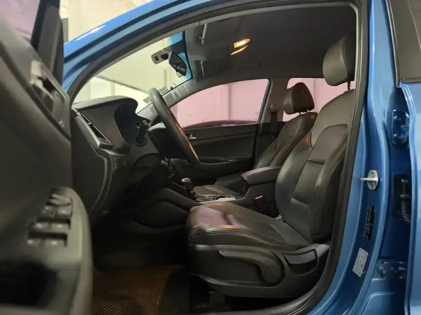 Hyundai Tucson 2.0 Style 2Wd At 2018 - foto 4