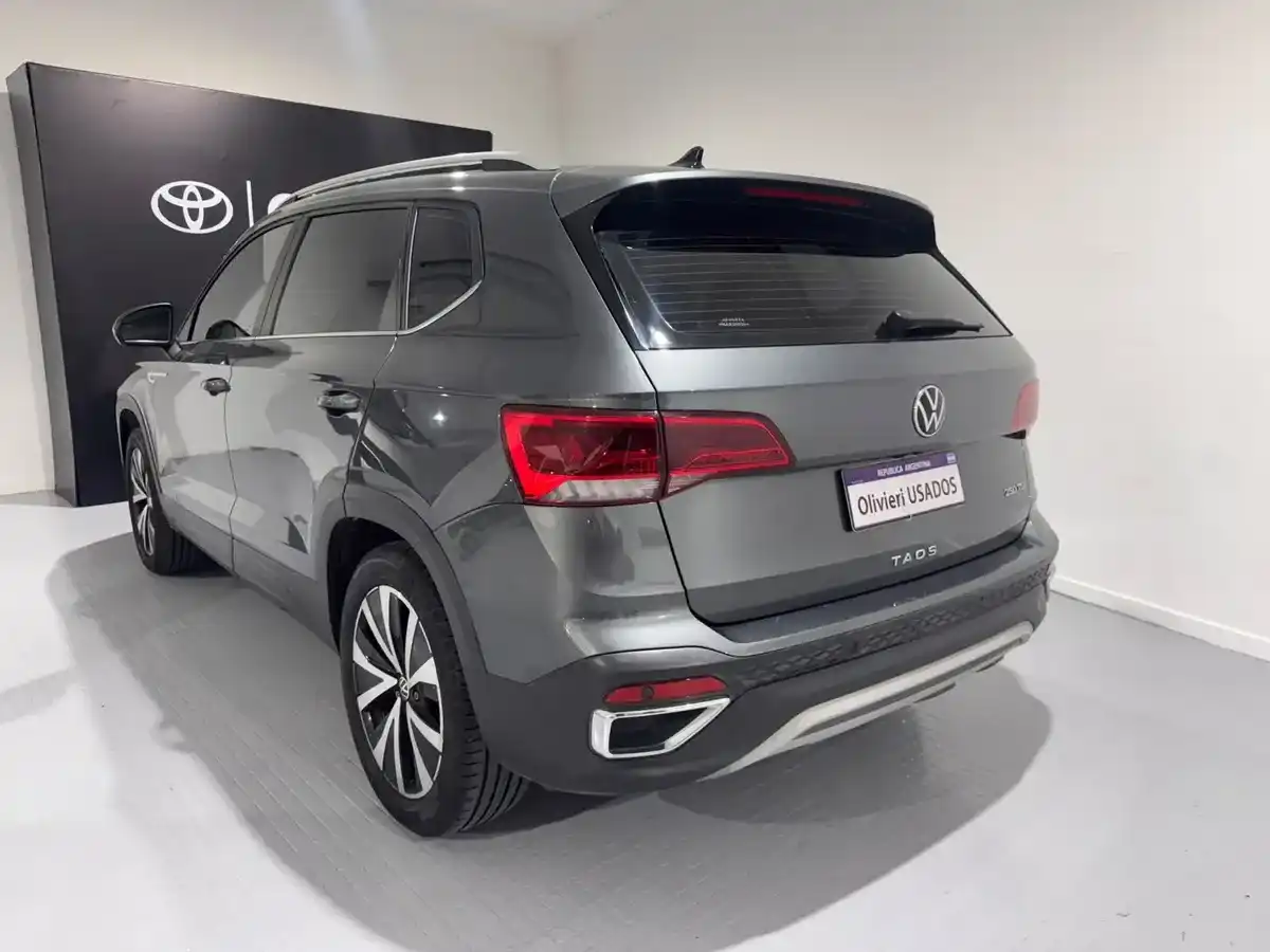 Volkswagen Taos 1.4 250 Tsi Highline 2023 - foto 4
