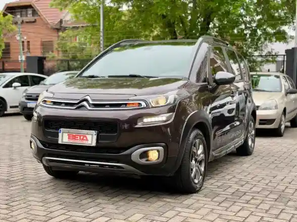 Citroën C3 Aircross 1.6 Shine At L17 2019 - foto 1