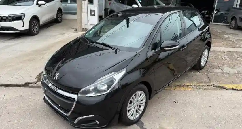 Peugeot 208 1.6 Allure Nav Tiptronic 2017 - foto 1