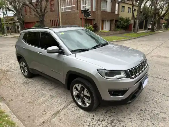 Jeep Compass 2.4 Longitude Plus 4X4 2019 - foto 2