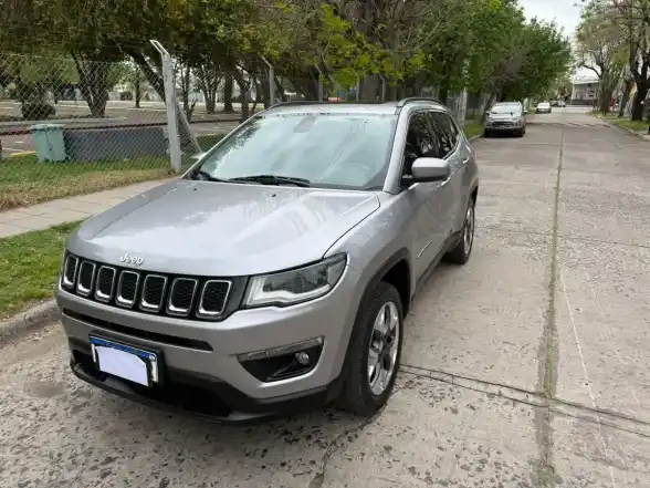 Jeep Compass 2.4 Longitude Plus 4X4 2019 - foto 5