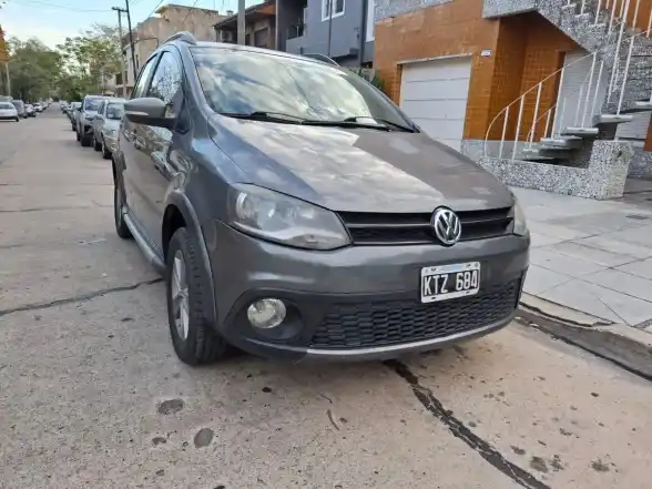 Volkswagen Crossfox 1.6 Comfortline 2012 - foto 1